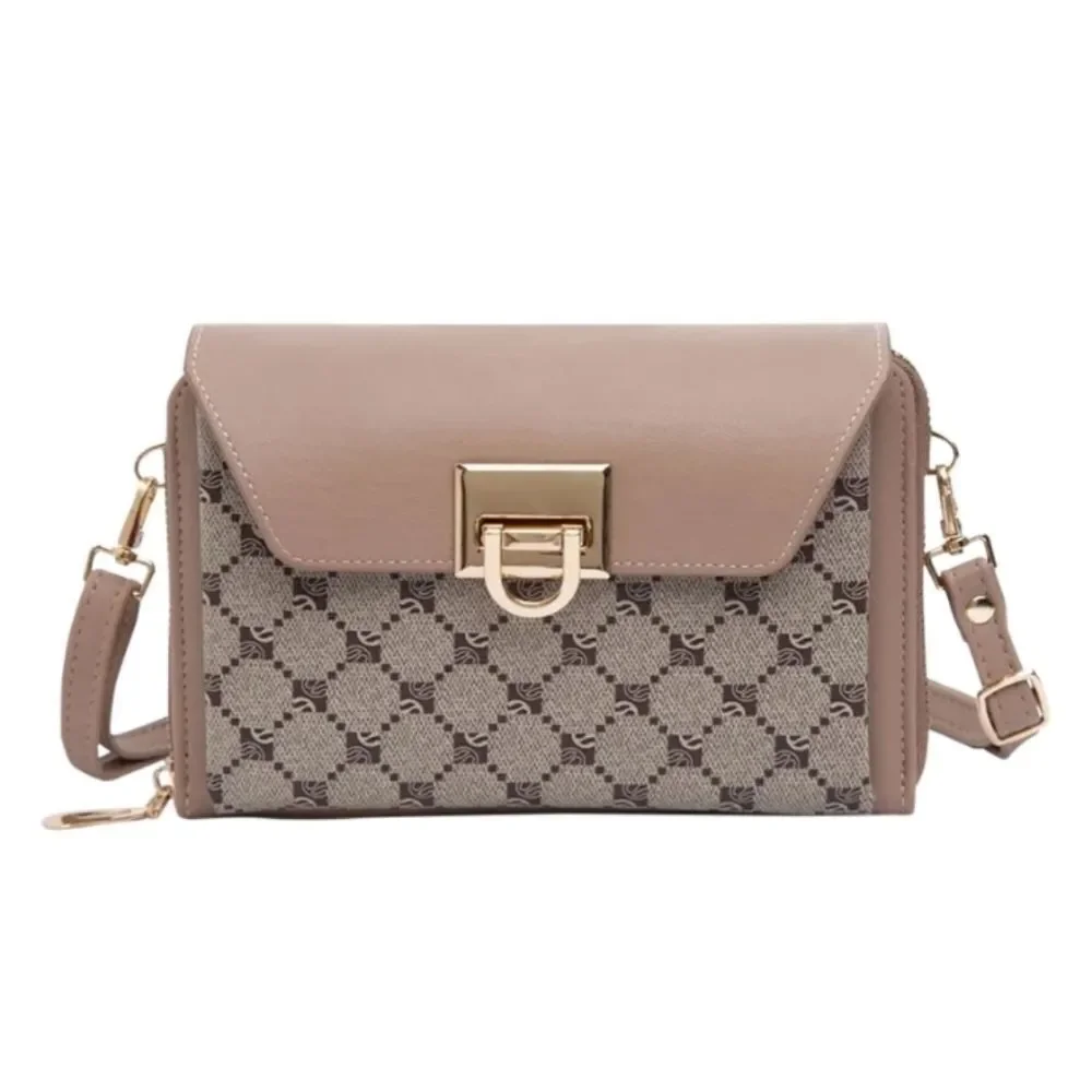 🆕️👜Malibu Skye Olivia Print Wallet Crossbody - Khaki/Taupe